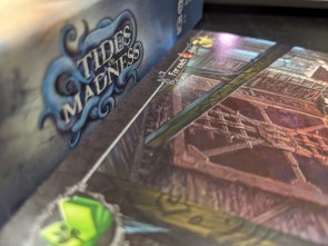 Tides of Madness is the Cthulhu based drafting game to send your partner mad